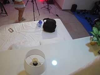 voyeurcam-jb-office-2