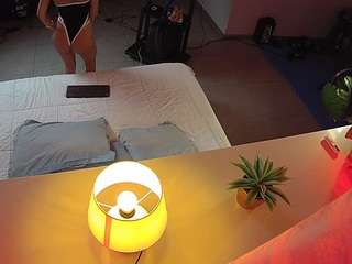 Эта модель сейчас онлайн. voyeurcam-jb-office-2
