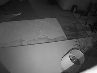 voyeurcam-jb-office-2