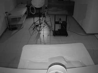 voyeurcam-jb-office-2