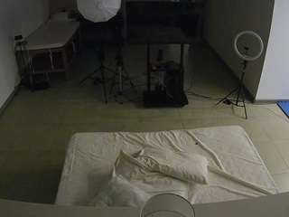 voyeurcam-jb-office-2