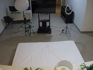 voyeurcam-jb-office-2