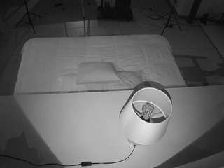voyeurcam-jb-office-2