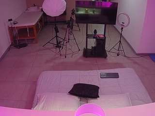 voyeurcam-jb-office-2