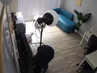 voyeurcam-jb-office-2's Live Sex Cam Show