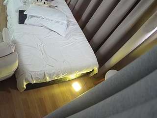 le modèle voyeurcam-jb-porno-room-2 est en webcam porno dans un show sur le site camsoda, il possède les tags suivants: ass,asshole,average,black hair,blowjob,brown eyes,fingering,flashing,full nudity,big tits,hd