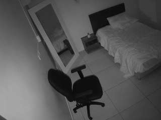 voyeurcam-jb-room-1