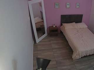 voyeurcam-jb-room-1