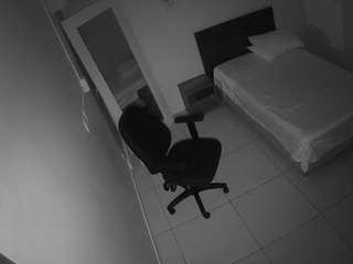 voyeurcam-jb-room-1