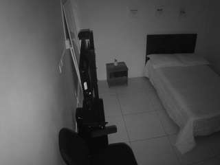 voyeurcam-jb-room-1