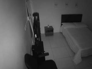 voyeurcam-jb-room-1