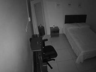 voyeurcam-jb-room-1