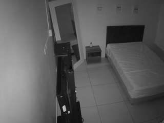 voyeurcam-jb-room-1