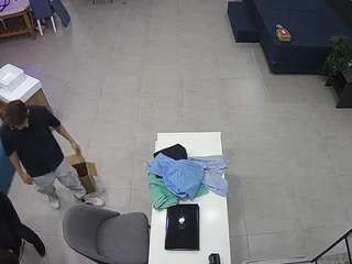 voyeurcam-jb-room-1