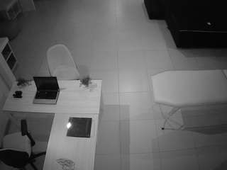 voyeurcam-jb-room-1