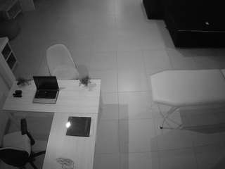 voyeurcam-jb-room-1