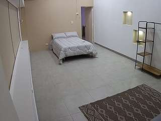 voyeurcam-jb-room-1