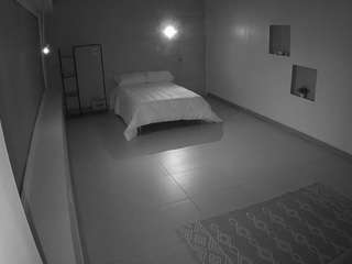 voyeurcam-jb-room-1