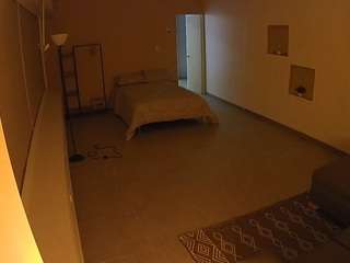 voyeurcam-jb-room-1 live cam profile