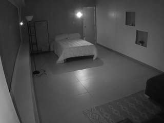 voyeurcam-jb-room-1