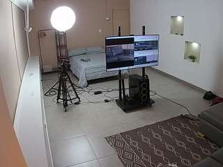 voyeurcam-jb-room-1 live cam profile