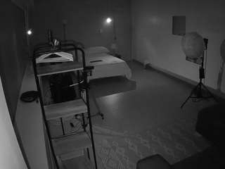 voyeurcam-jb-room-1 live cam profile