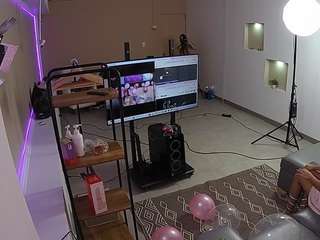 voyeurcam-jb-room-1