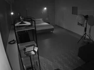 voyeurcam-jb-room-1