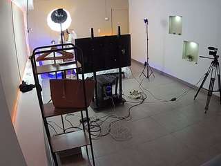 voyeurcam-jb-room-1