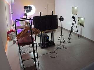 voyeurcam-jb-room-1 - Live HD Webcam