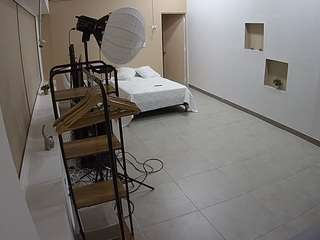 voyeurcam-jb-room-1