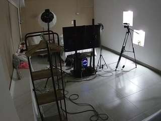 voyeurcam-jb-room-1