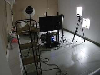 voyeurcam-jb-room-1