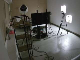 voyeurcam-jb-room-1