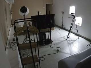 voyeurcam-jb-room-1