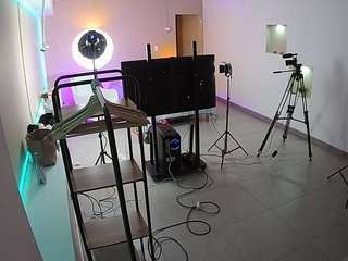 voyeurcam-jb-room-1