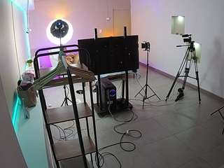 voyeurcam-jb-room-1