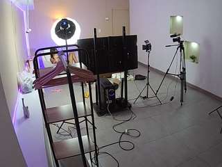 voyeurcam-jb-room-1