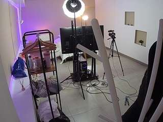 voyeurcam-jb-room-1