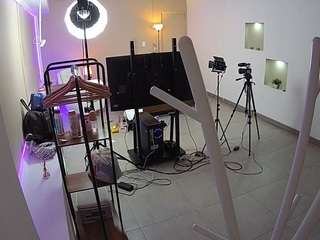 voyeurcam-jb-room-1