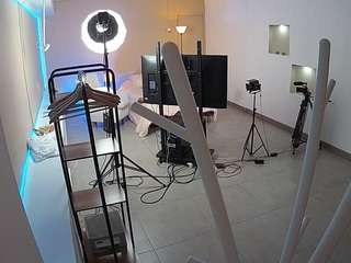 voyeurcam-jb-room-1