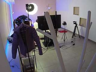 voyeurcam-jb-room-1