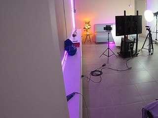 voyeurcam-jb-room-1