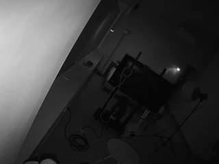voyeurcam-jb-room-1