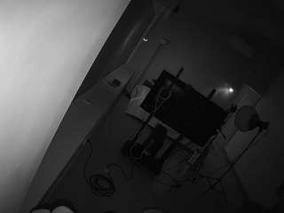voyeurcam-jb-room-1