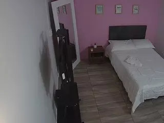 voyeurcam-jb-room-1's Live Sex Cam Show