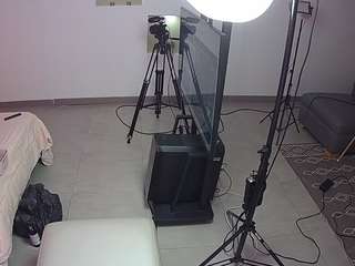 voyeurcam-jb-room-2 live cam profile