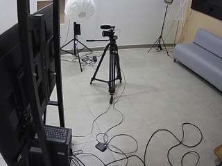 voyeurcam-jb-room-2