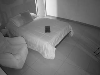 voyeurcam-jb-room-2