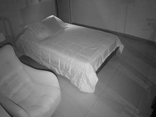 voyeurcam-jb-room-2